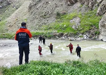 Hakkari'de kayıp kadın her yerde aranıyor!