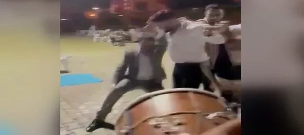 Sünnet düğününde halay çekerken kalp krizi geçiren müteahhit Mikail Göleli vefat etti - 1