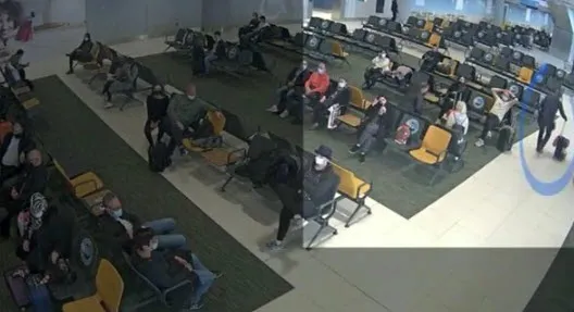 ABD’li diplomata kendi pasaportuyla kaçırmaya çalışırken suçüstü! Yakalandılar