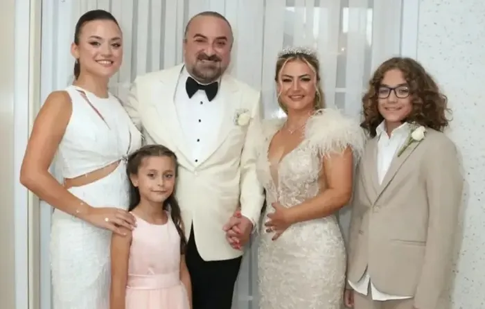 yarim-kalan-bir-sevda-hikayesi-volkan-konakin-dogum-gununde-esinden-duygusal-paylasim-1772195038288.jpeg Kaynak: Instagram