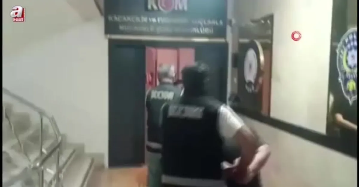 Tarihi eser kaçakçıları yakayı ele verdi