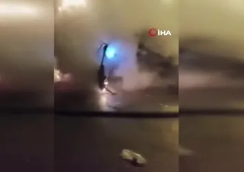 Kahramanmaraş'ta otomobil yangını kamerada