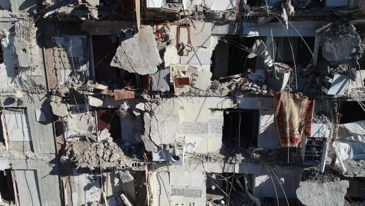 A Haber drone kamerasından DEPREM bölgesi! Facianın boyutunu gözler önüne seren dehşet verici görüntüler