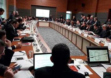 Anayasa değişiklik teklifinde 2 madde düşürüldü