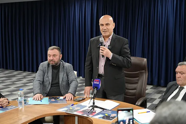 İP'li Turhan Çömez'den Özel'e ittifak resti: Siyasi kalpazanlıktır - 1