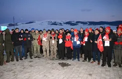 Sarıkamış şehitleri için temsili nöbet