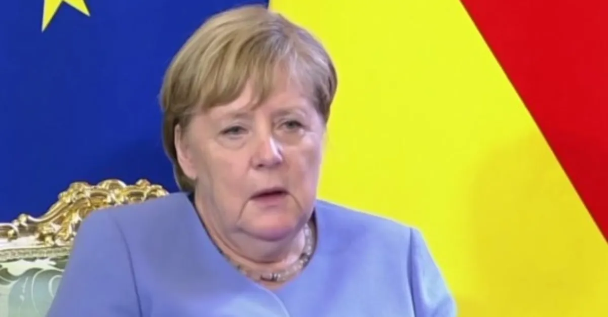 Merkel'den Ukrayna savaşı itirafı