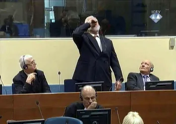 İşkenceci Praljak siyaseti de zehirledi