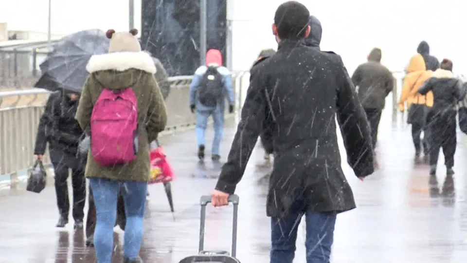 İstanbul'da kar yağışı başladı