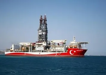 Emin adımlarla enerjide tam bağımsız Türkiye! Abdülhamid Han gemisi göreve gidiyor! Bakan Bayraktar 'vira bismillah' diyerek duyurdu