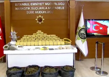 İstanbul’da zehir tacirlerine büyü darbe