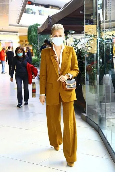 Burcu Esmersoy aşkını haykırdı! Sözleri olay oldu