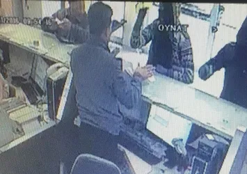 Hırsızlar polisin ayağına geldi