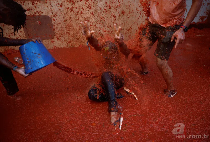 20 bin kişi 130 ton domates: La Tomatina! "Sanki yeniden doğuyoruz" 18