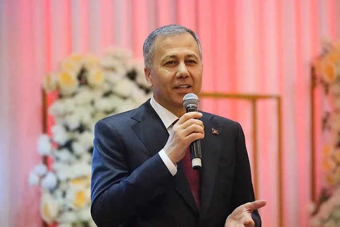 icisleri-bakani-yerlikayadan-terorle-mucadele-mesaji-son-terorist-etkisiz-hale-getirilinceye-kadar-1710878914825.jpeg İçişleri Bakanı Yerlikaya'dan terörle mücadele mesajı: "Son terörist etkisiz hale getirilinceye kadar..." - 4