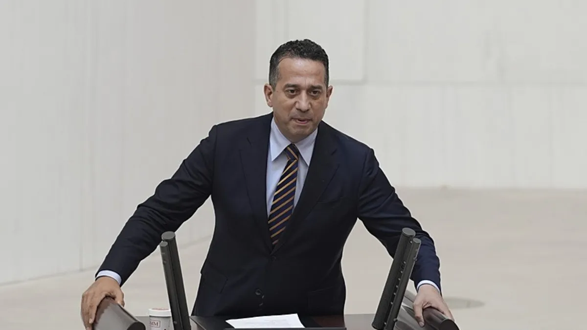 CHP LGS konusundaki sistematik yalanlarına bir yenisini daha ekledi! Eğitim sistemi ve MEB'i hedef alıyorlar