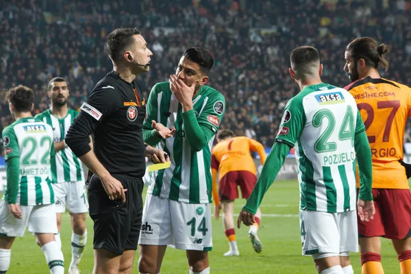 galatasarayin-tarihe-gecen-serisini-konyaspor-bitirdi-geriden-gelip-kazandilar-1679079409138.jpg Galatasaray'ın tarihe geçen serisini Konyaspor bitirdi! Geriden gelip kazandı - 2