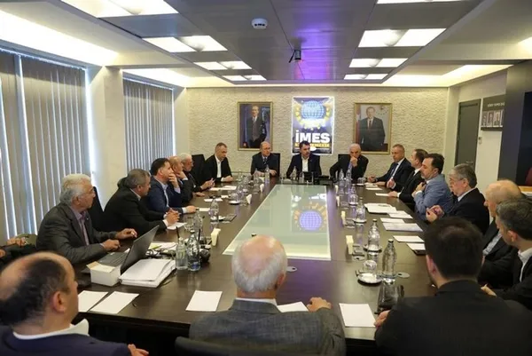 Bakan Kurum'dan işçilere TOKİ'den konut müjdesi! Uygun fiyatlı yeni ev projesi - 2