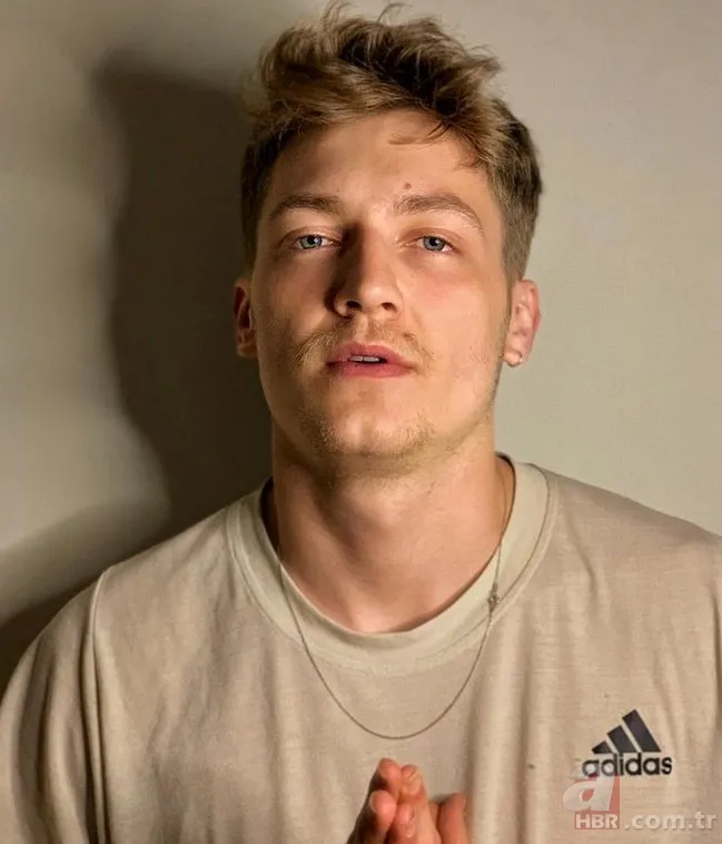 Ateş Kuşları'nın Zıpkın'ı Erdem Şanlı'nın sevgilisini görenler şaşırdı! Meğer herkes tanıyormuş! Sevilen dizinin başrolünde... 4