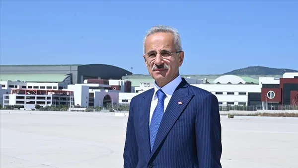 turkiyede-sivil-havacilikta-2023-rekorlar-yili-oldu-ucak-sayisi-663e-ulasti-1701952645166.jpg 2023 Türkiye'de sivil havacılıkta "rekorlar yılı" oldu! Uçak sayısı 663'e ulaştı - 1