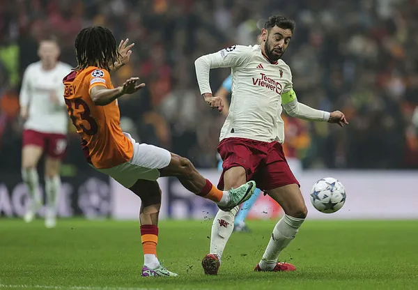 Aslanlar Rams Park’ta kükredi! Son 16 için sıra Kopengah’ta! Galatasaray 3-3 Manchester United MAÇ SONUCU