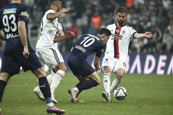 Nihat Kahveci'den Beşiktaş'ın yıldızına sert sözler: Eksik oynattı - 1