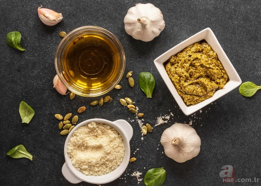 Sarımsağı soyup kabuklarını atıyor musunuz? Bir daha düşünün: Faydalarını duyunca şaşıracaksınız 5