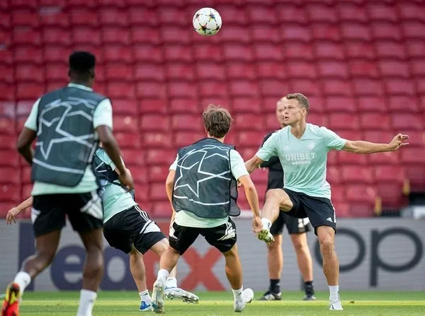 Kopenhag Trabzonspor canlı maç izle! Kopenhag Trabzonspor Exxen kesintisiz canlı izleme LİNKİ...