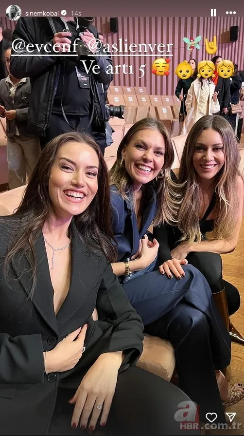 2017'deki pozun aynısı! Sinem Kobal Aslı Enver ve Fahriye Evcen bir araya geldi 3