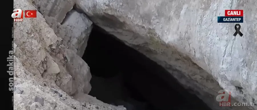 Mahallenin tam ortasında DEV ÇUKUR ve iki MAĞARA oluştu! İşte DEPREMİN dehşete düşüren ETKİSİ 17