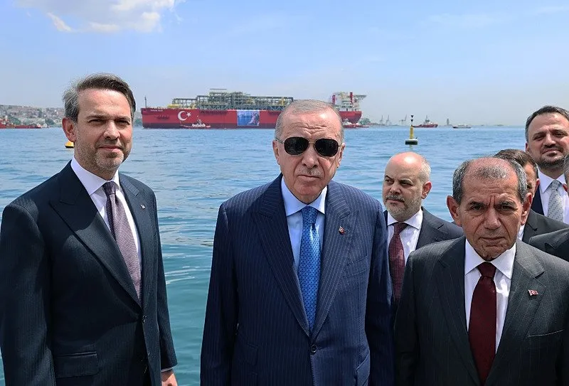 ERDOĞAN SELAMLADI