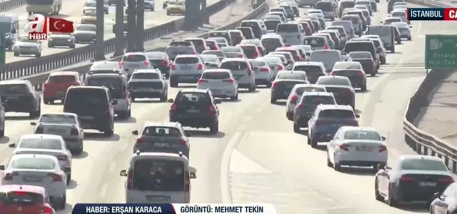 İstanbul’da dönüş trafiği! Kilometrelerce kuyruk oluştu | Detaylar A Haber'de...
