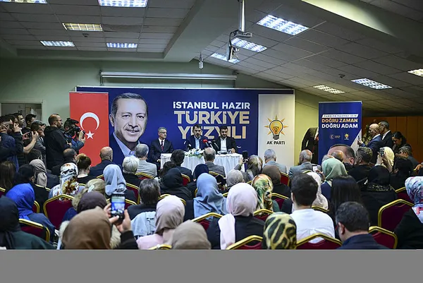 bakan-kurumdan-ak-parti-kartal-ve-maltepe-ilce-teskilatlarina-ziyaret-1684444903691.jpg Bakan Kurum'dan AK Parti Kartal ve Maltepe ilçe teşkilatlarına ziyaret! "Milletimiz teröre değil bayrağı için mücadeleye destek oldu" - 2