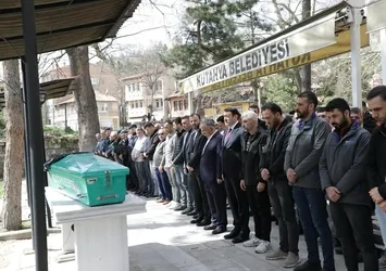 Balkondan düşen genç kız hayatını kaybetti