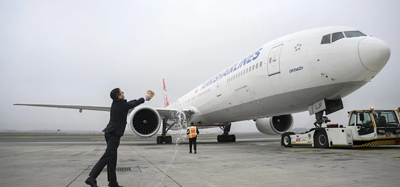 THY'nin Melbourne seferleri başladı! İlk uçağın ardından su döküldü! Sıradaki hedef Sidney...