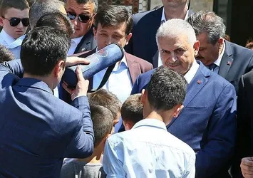 Başbakan Yıldırım'dan şehit ailesine ziyaret