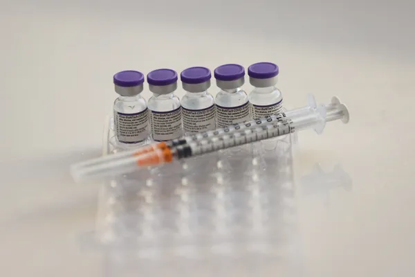 Pfizer koronavirüs hapının etkinlik oranını açıkladı