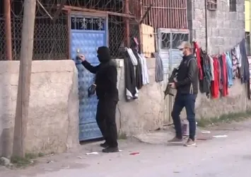 Adana'da DEAŞ'a şafak operasyonu!