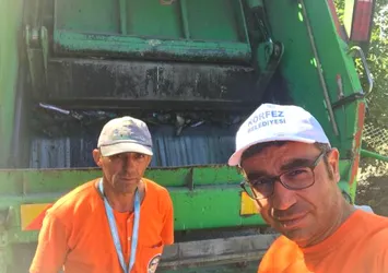 Eczacı, 3 gün boyunca çöp aracında çalıştı