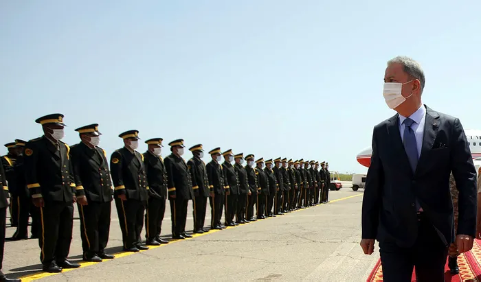 Milli Savunma Bakanı Akar ve Genelkurmay Başkanı Orgeneral Güler Libya’da...
