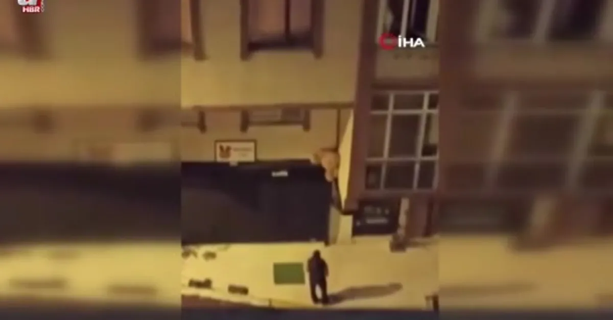 Şişli’de pişkin hırsızlar kamerada
