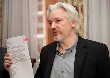 Wikileaks'ten Ekvador’a suçlama