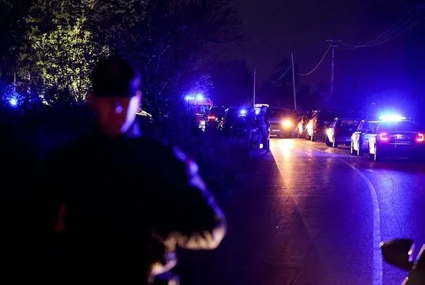 1683258054220.jpg Sırbistan'da kanlı gece: Otomatik tüfekle ateş açıldı! Çok sayıda ölü ve yaralı var - 2