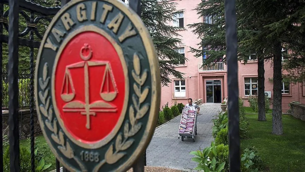 Yargıtay'dan emsal karar! Eşe başkasının yanında hakaret etmeyi boşanma nedeni saydı