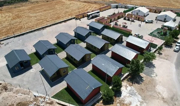 55 günde tamamlandı! Depremzedelerin konutları teslim ediliyor