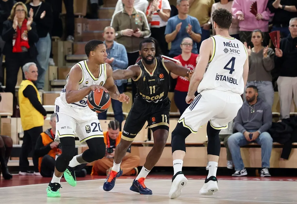 euroleaguede-yeni-sayfa-iste-bu-sezon-devreye-girecek-yeni-kurallar-1789480708473.jpg EuroLeague'de 2026-27 sezonu öncesi yeni kurallar açıklandı: Teknik faul ve sportmenlik dışı faullerde değişiklik yapıldı - 2