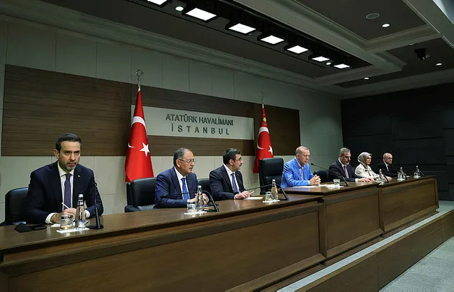 Başkan Erdoğan’ın AB ve 4’lü zirve açıklamaları ne anlama geliyor? Uzman isim A Haber’de değerlendirdi