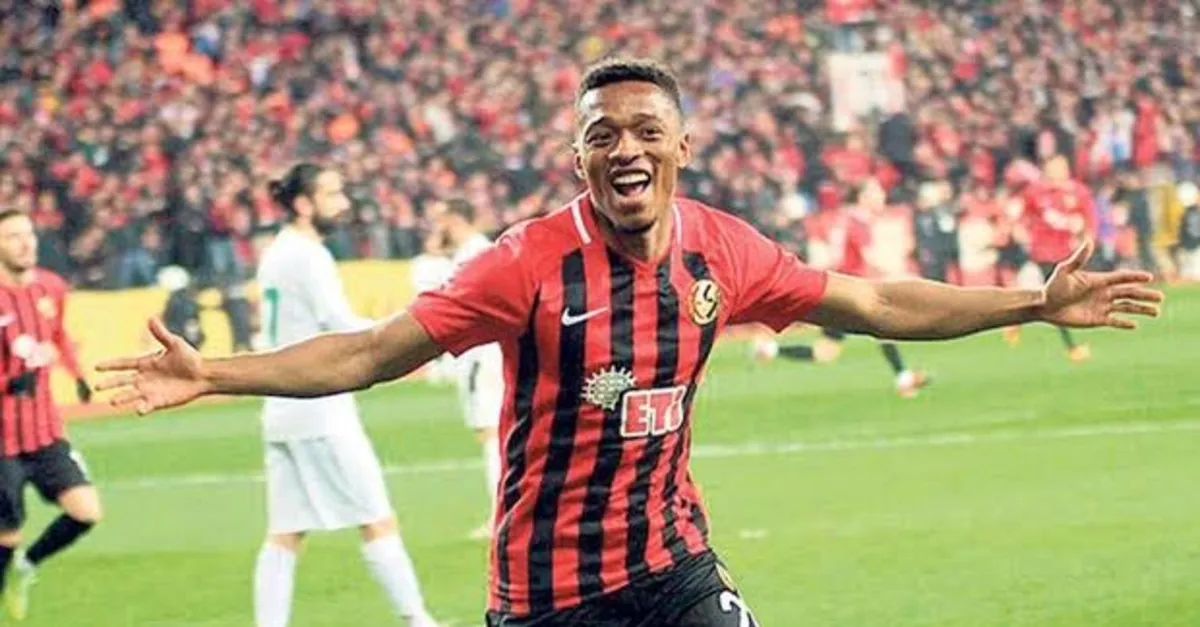 Jesse Sekidika Kimdir Kac Yasinda Galatasaray In Yeni Transferi Seikidika Nin Kariyeri