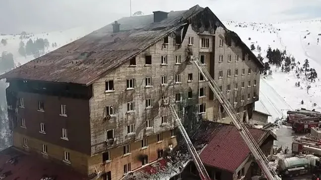 boludaki-yangin-faciasinda-yeni-detaylar-grand-kartal-otele-5-kez-yaptirim-uygulanmis-1740595850000.jpg Fotoğraf-DHA