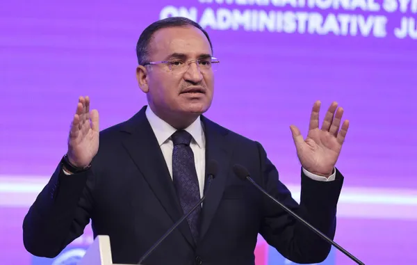 Adalet Bakanı Bekir Bozdağ: Artık her yerde ara buluculuk yapılamayacak - 1